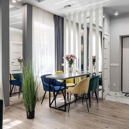 Royal Apartment On Balabana Street Lviv Eksteriør bilde