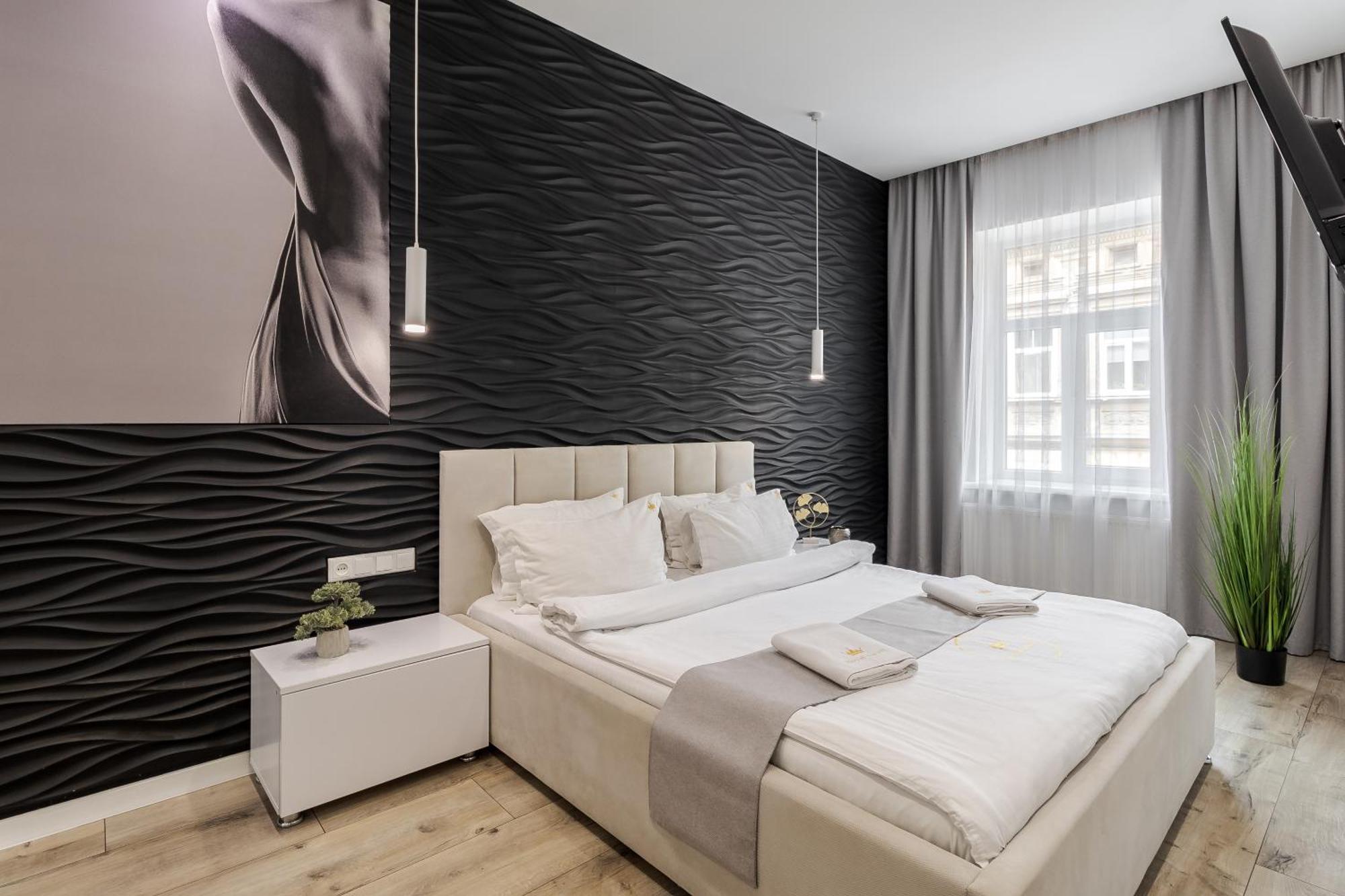 Royal Apartment On Balabana Street Lviv Eksteriør bilde